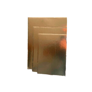 base pastel rectangular dorada, paquete de 50 piezas.